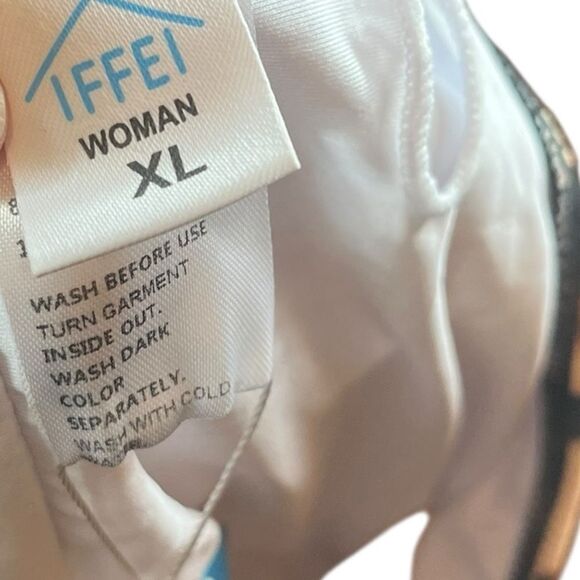 IFFEI Women’s Leopard Print and Black One Piece Swimsuit, Size XL, NWT - Picture 8 of 10